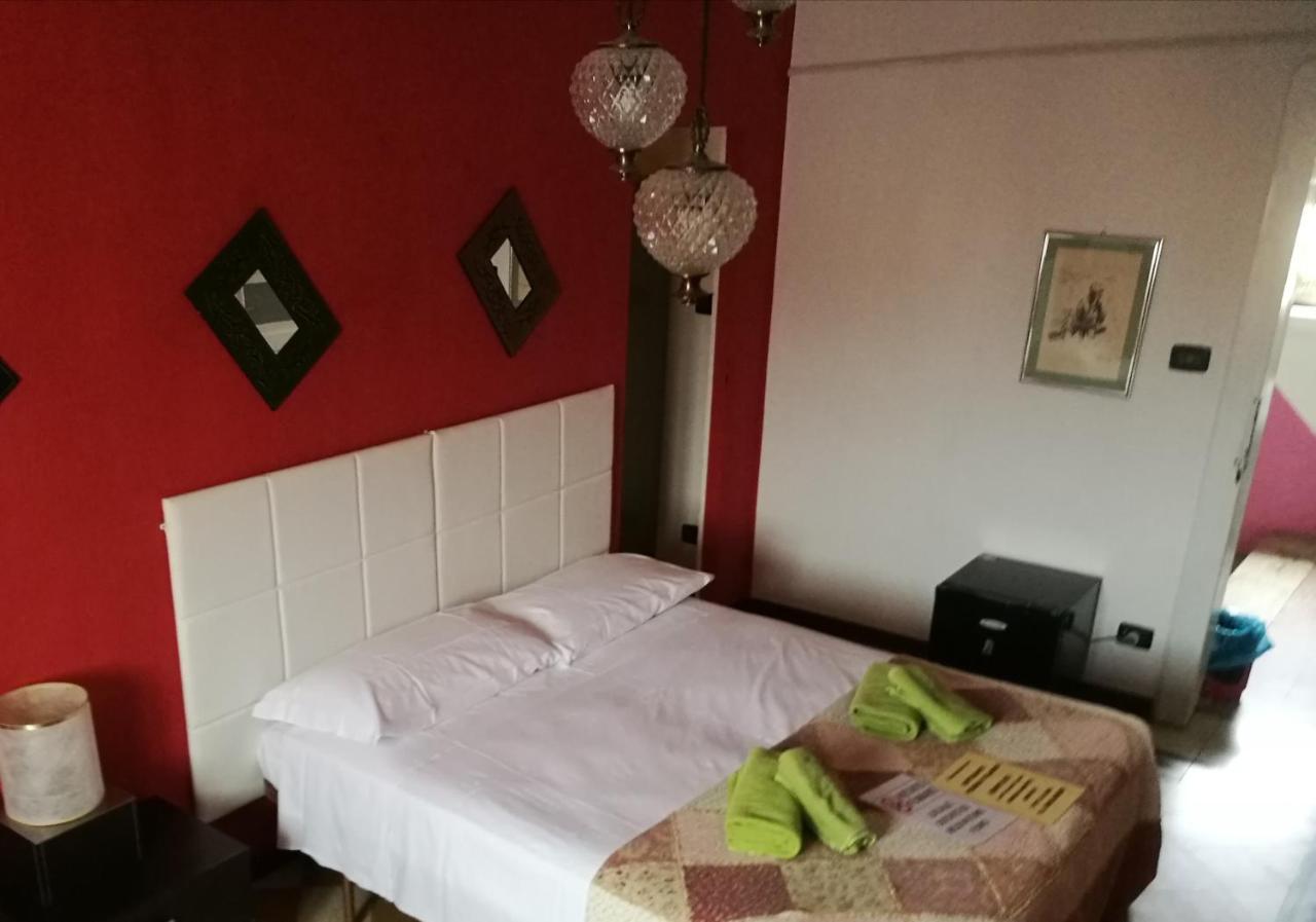 B&B Porta Appia Imola Cameră foto